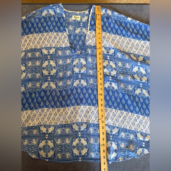 Show Me Your Mumu Shook Tunic Teacup Tulips SZ SM Paisley Blue White Shear Flowy - Picture 9 of 9